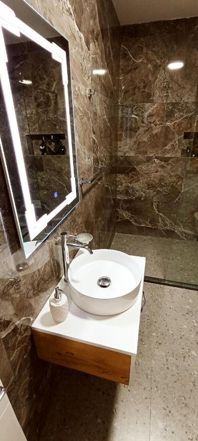 Selvia Apartament تيرانا المظهر الخارجي الصورة